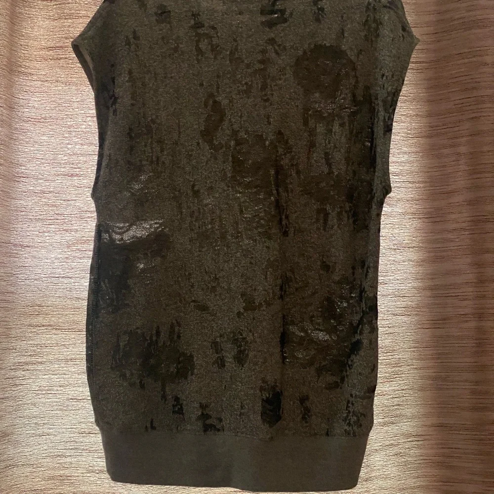 IRO destroyed short sleeved sweatshirt - Picture 4 of 6